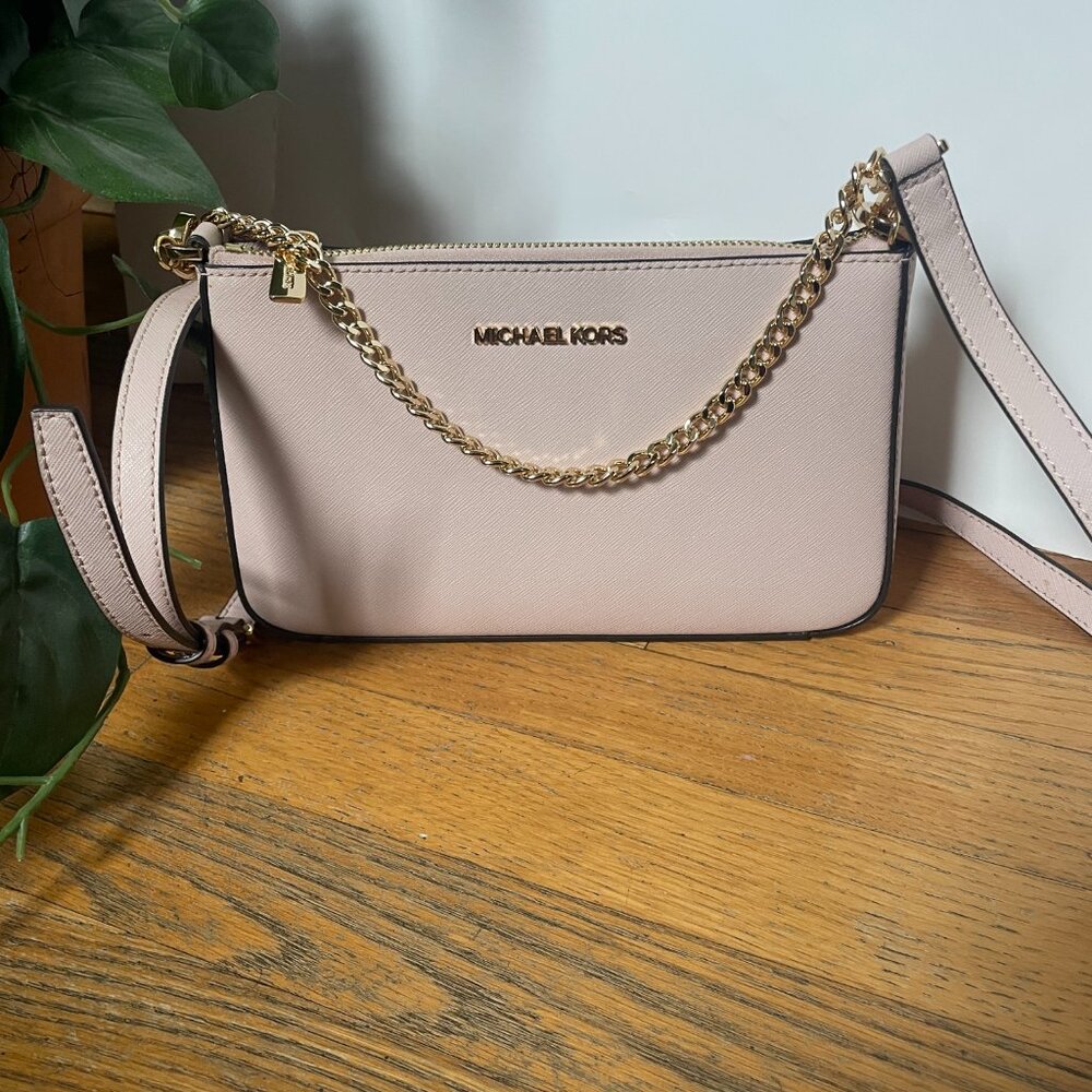 Michael Kors Jet Set Travel Medium Pouchette Crossbody Bag in Powder Blush - Picture 2 of 11